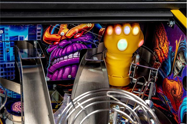 AVENGERS INFINITY QUEST PINBALL PRO